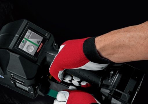 Maintenance préventive des outils de cerclage pour prolonger leur durée de vie et assurer leur bon fonctionnement.  Résumé du blog: Ce blog explique l'importance de la maintenance préventive des outils de cerclage, avec un focus particulier sur le nouvel outil de la série S. Il détaille les calendriers de maintenance, les tâches quotidiennes essentielles, et le remplacement des pièces après 80 000 cycles. Former correctement votre équipe est crucial pour éviter des dommages inutiles et prolonger la durée de vie de l'équipement.